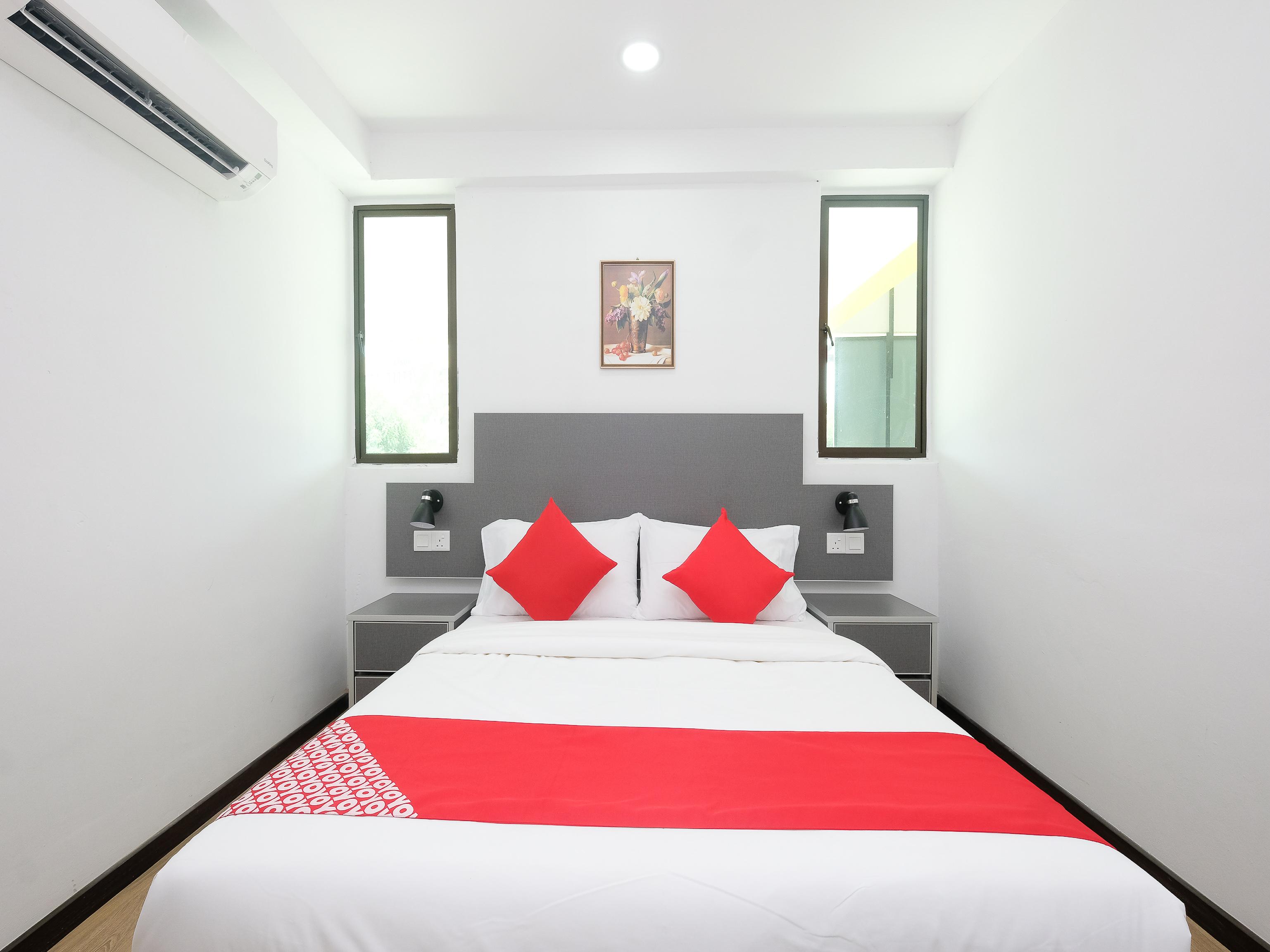 Oyo 44043 First Garden Hotel Kuantan Luaran gambar