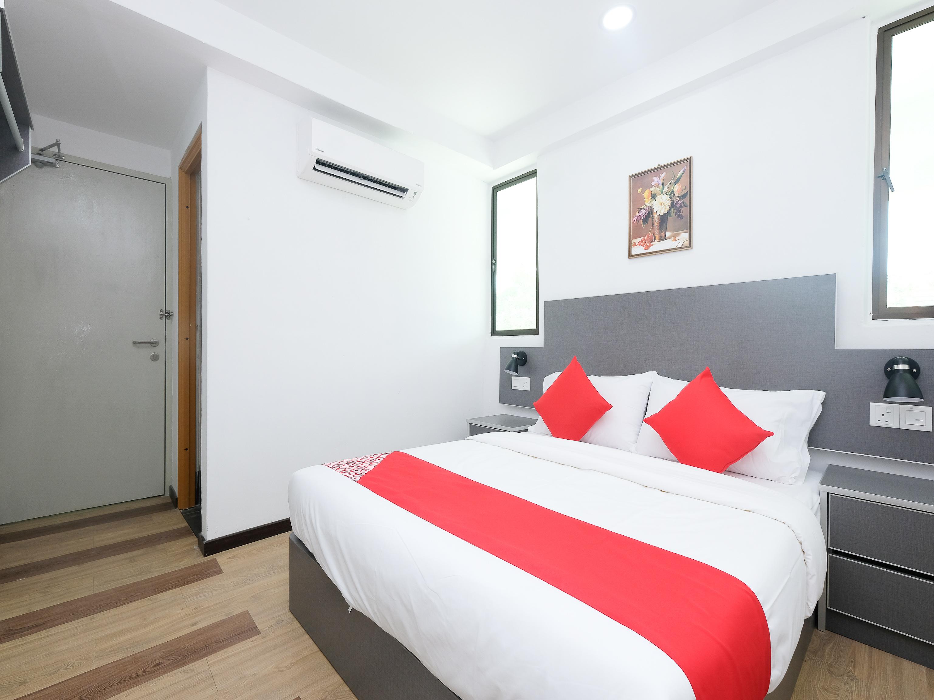 Oyo 44043 First Garden Hotel Kuantan Luaran gambar