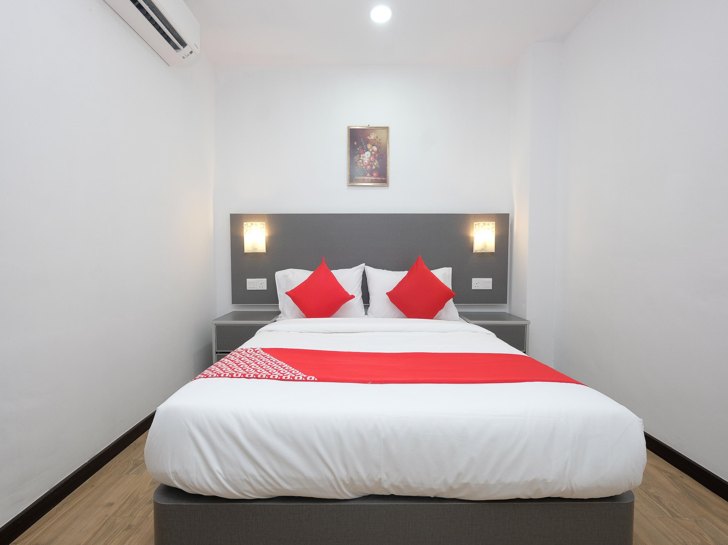 Oyo 44043 First Garden Hotel Kuantan Luaran gambar