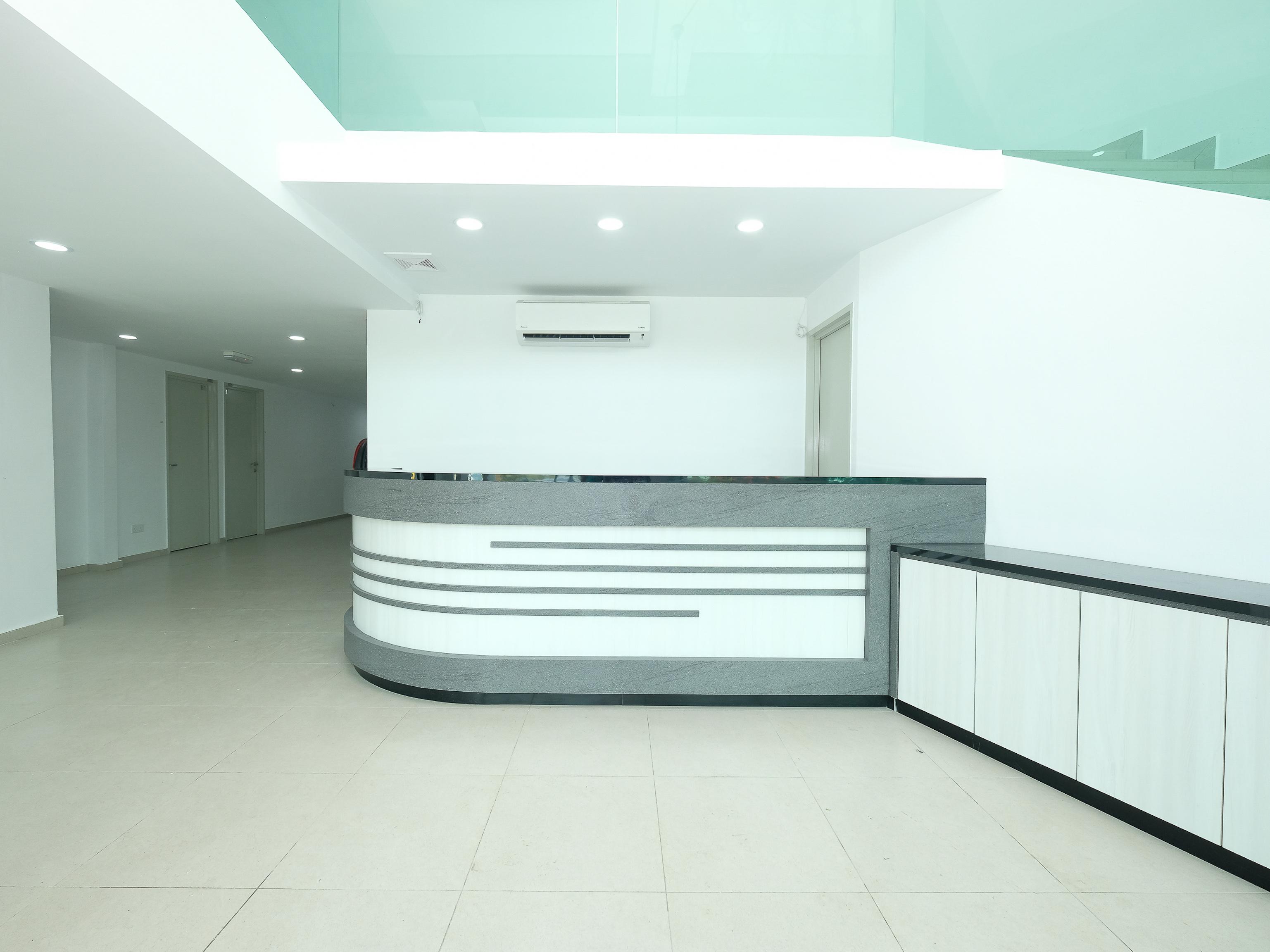 Oyo 44043 First Garden Hotel Kuantan Luaran gambar