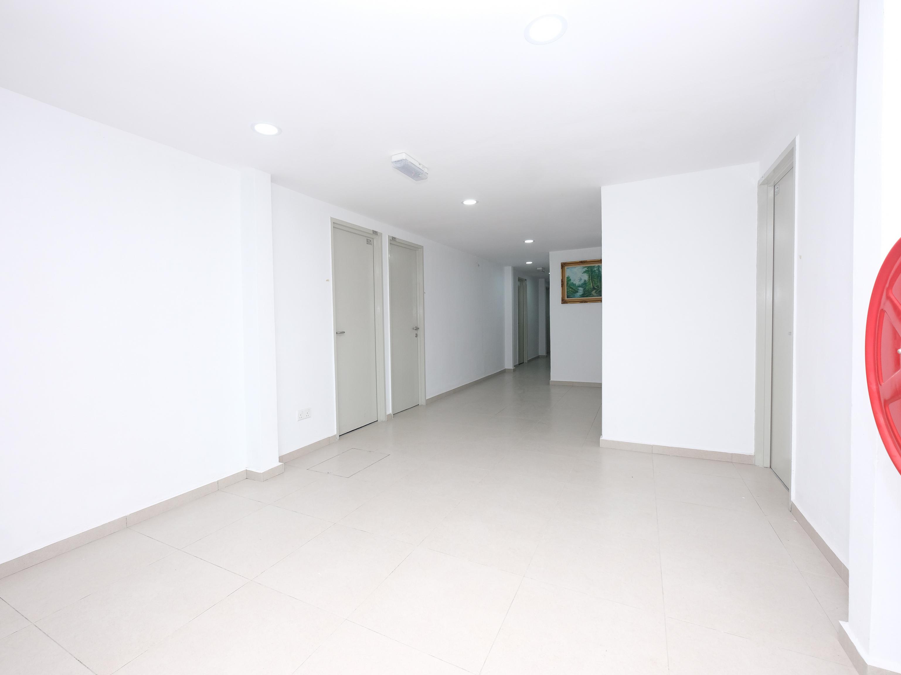 Oyo 44043 First Garden Hotel Kuantan Luaran gambar